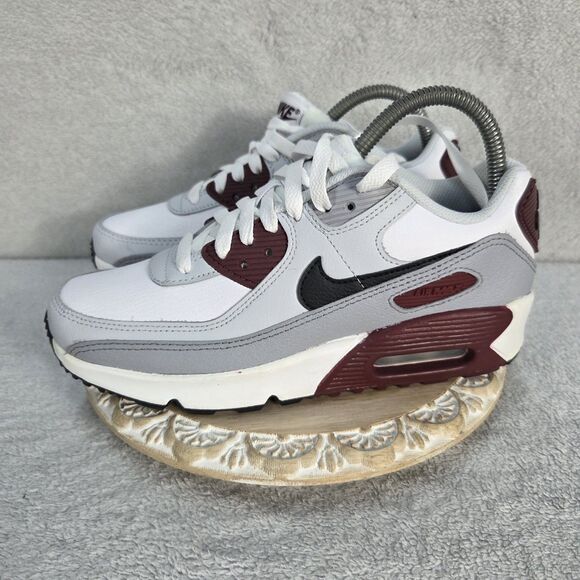 Nike Air Max 90 Boys Sz 4Y Grey White  CD6864-125 Running Athletic Leather Shoes - Picture 2 of 13